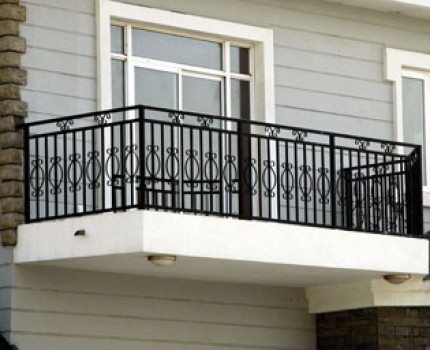 河南鐵藝陽臺(tái)護(hù)欄